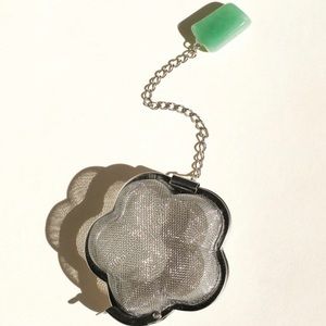 DAISY CRYSTAL TEA INFUSER